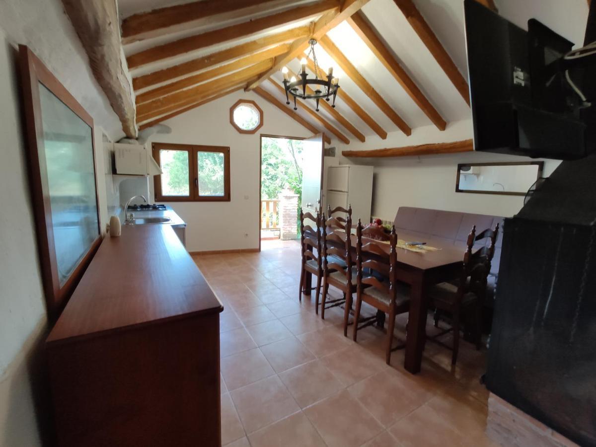 Complejo La Veguilla Guest House Arroyo del Ojanco Ngoại thất bức ảnh